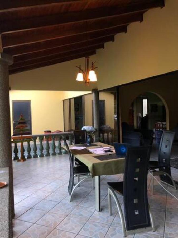 Linda Casa De Verano Con Amplias Zonas Verdes San Isidro De El General Zewnętrze zdjęcie
