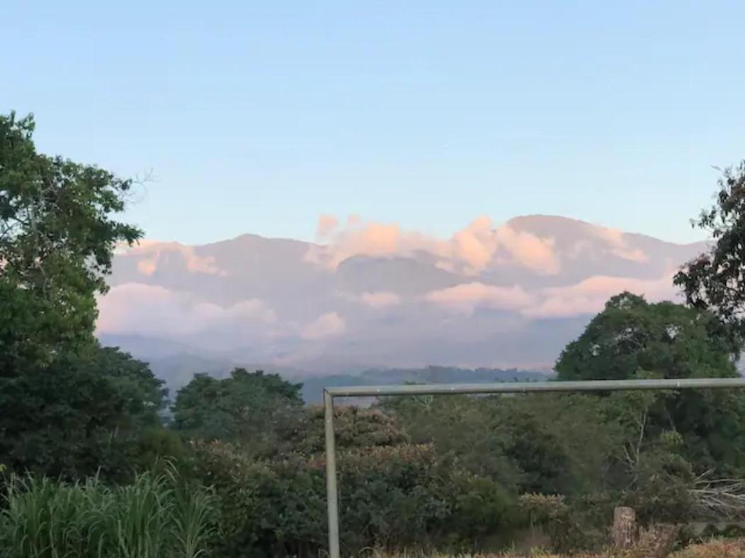 Linda Casa De Verano Con Amplias Zonas Verdes San Isidro De El General Zewnętrze zdjęcie